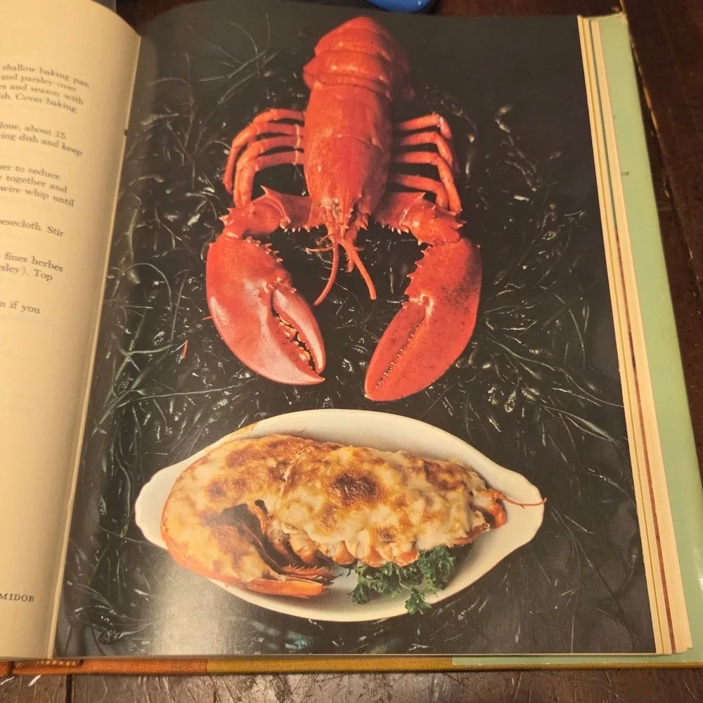 The Plaza Cookbook Eve Brown 1972 Green Vintage NYC Recipes Hardcover Americana